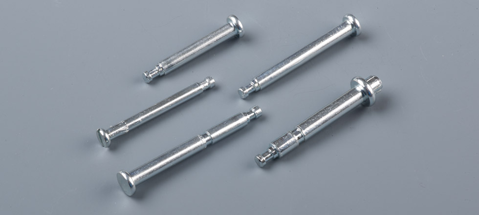 SPECIAL PIVOTS WITH OFFLET GROOVES
